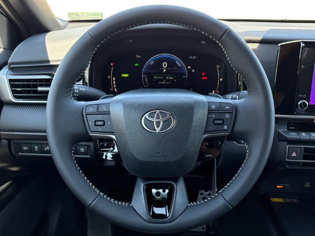New 2026 Toyota Camry SE FWD image 15