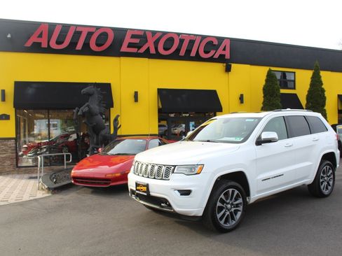 Used 2017 Jeep Grand Cherokee Overland image 1