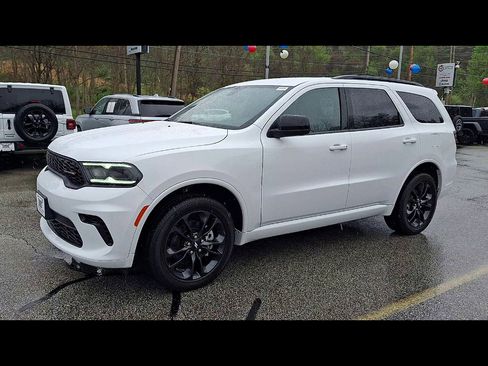 Certified 2025 Dodge Durango GT w/ Blacktop Package AWD/4WD image 4