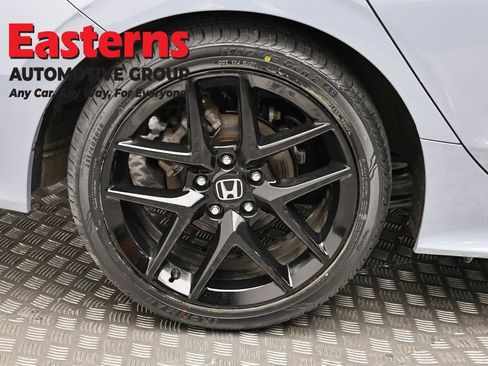 Used 2022 Honda Civic Sport image 28