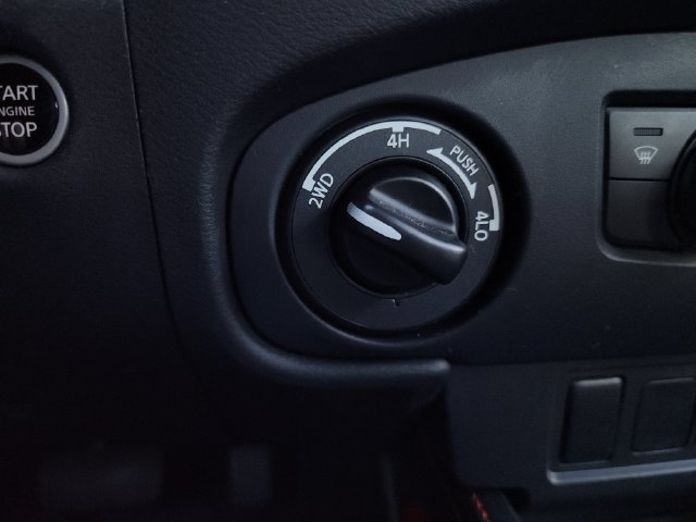 Used 2024 Nissan Frontier PRO-4X w/ Technology Package AWD/4WD image 20