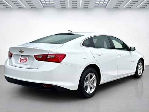 Certified 2023 Chevrolet Malibu LS w/ Driver Confidence Package FWD image 4