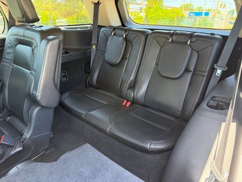 Used 2022 Lincoln Aviator Reserve w/ Equipment Group 201A AWD/4WD image 34