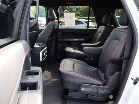 Used 2024 Ford Expedition Max Limited AWD/4WD image 14