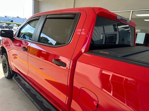 Used 2021 Chevrolet Silverado 1500 Custom Trail Boss w/ LPO, Dark Essentials Package image 14