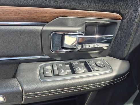 Used 2016 RAM 2500 Laramie AWD/4WD image 15