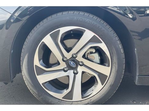 Used 2022 Subaru Legacy Limited image 10
