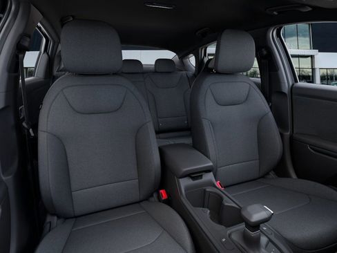 New 2026 Kia K4 LXS image 16