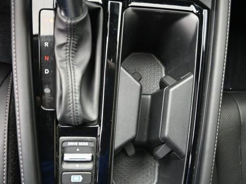 Used 2023 Honda Accord Touring image 17