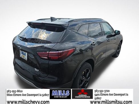 Used 2023 Chevrolet Blazer LT w/ Sound & Technology Package AWD/4WD image 5