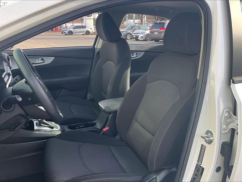 Used 2024 Kia Forte LXS image 29