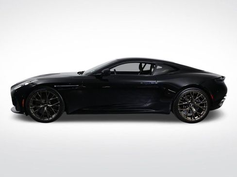 Used 2024 Aston Martin DB12 Coupe RWD image 2