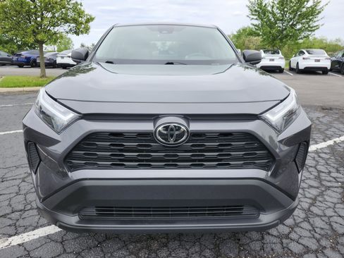 Used 2023 Toyota RAV4 LE FWD image 10