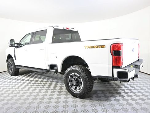 Used 2023 Ford F350 Lariat w/ Tremor Off-Road Package AWD/4WD image 4