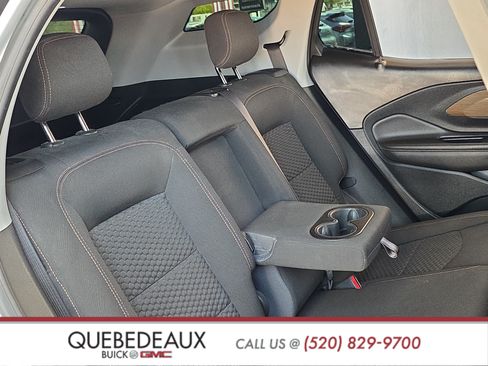 Used 2020 GMC Terrain SLE FWD image 25