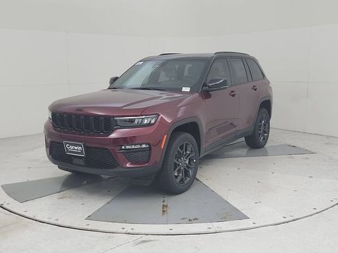 New 2025 Jeep Grand Cherokee Limited image 6