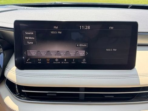 Used 2023 INFINITI QX60 Luxe w/ Vision Package AWD/4WD image 17