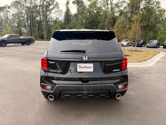 Used 2025 Honda Passport EX-L image 16