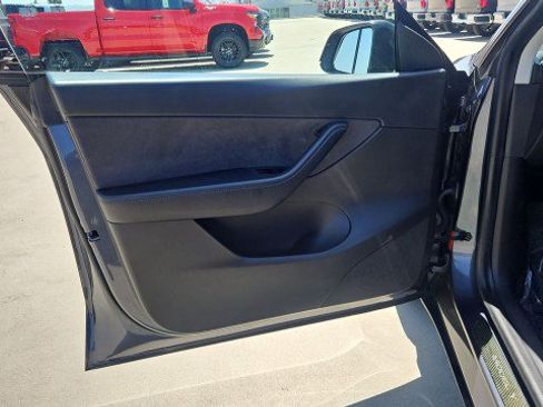 Used 2020 Tesla Model Y Performance AWD/4WD image 22