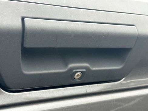 Used 2015 Ford F150 XLT w/ Equipment Group 301A Mid image 14