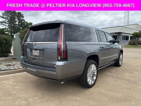Used 2019 Cadillac Escalade ESV Platinum image 19