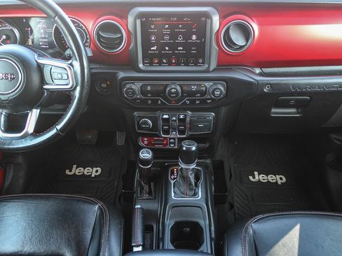 Used 2021 Jeep Wrangler Unlimited Rubicon AWD/4WD image 13