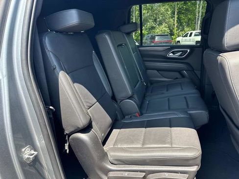 Used 2024 Chevrolet Suburban LT AWD/4WD image 23