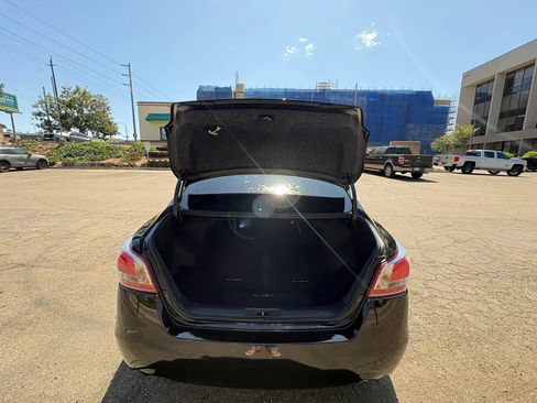 Used 2013 Nissan Altima 2.5 SL FWD image 19