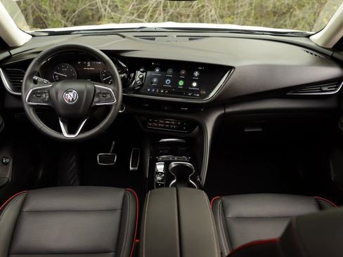 Used 2023 Buick Envision Essence w/ Sport Touring Package image 20