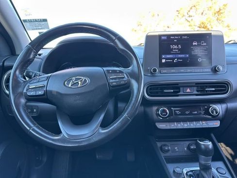 Used 2022 Hyundai Kona SEL w/ Convenience Package image 9