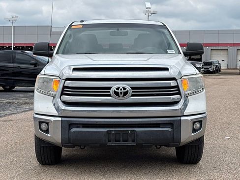 Used 2016 Toyota Tundra SR5 w/ SR5 Upgrade Package RWD image 3