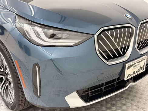 New 2026 BMW X3 xDrive30 w/ Premium Package AWD/4WD image 11