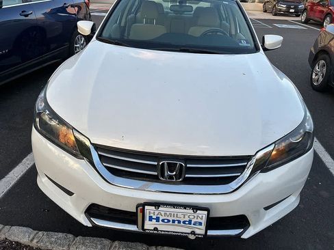 Used 2013 Honda Accord LX image 3