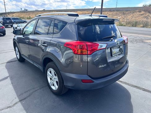 Used 2013 Toyota RAV4 XLE AWD/4WD image 4