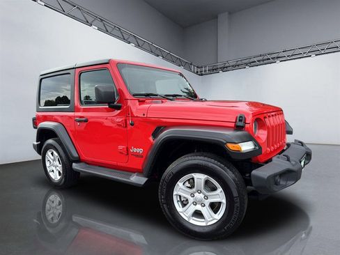 Used 2019 Jeep Wrangler Sport image 21