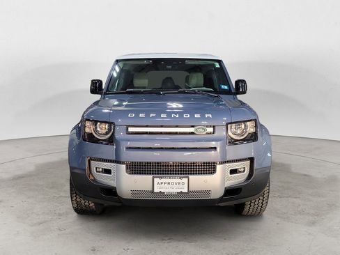 Used 2023 Land Rover Defender 110 SE image 8