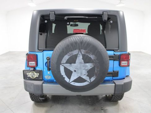 Used 2015 Jeep Wrangler Sport AWD/4WD image 8