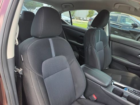 Used 2025 Nissan Sentra SV w/ All-Weather Package FWD image 29