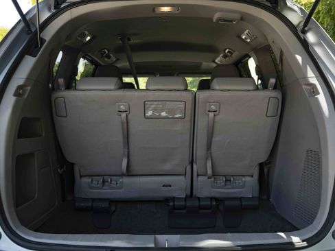 Used 2016 Honda Odyssey EX-L image 42