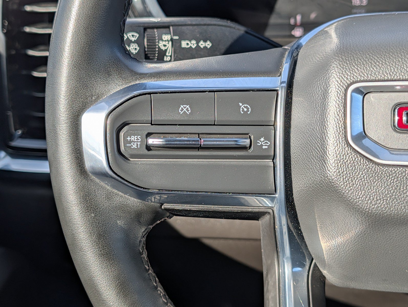 Used 2023 GMC Canyon Elevation w/ Trailering Package AWD/4WD image 25