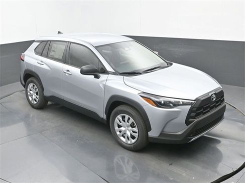 New 2026 Toyota Corolla Cross L image 13