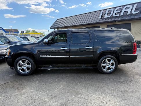 Used 2013 Chevrolet Suburban LTZ image 8