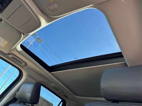 New 2025 Ford Expedition Active image 34