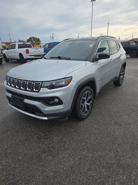 Used 2024 Jeep Compass Limited AWD/4WD image 7