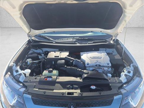 Used 2019 Mitsubishi Outlander SEL AWD/4WD image 21
