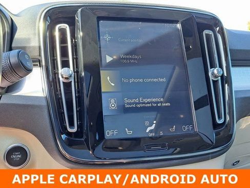 Used 2019 Volvo XC40 T5 Momentum image 15