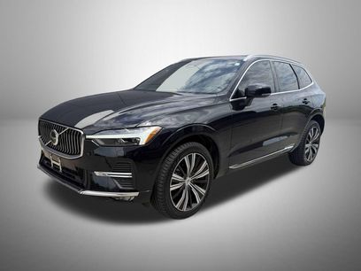 Used 2023 Volvo XC60 B5 Plus w/ Climate Package