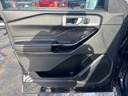 Used 2023 Ford Explorer ST w/ Equipment Group 401A image 14