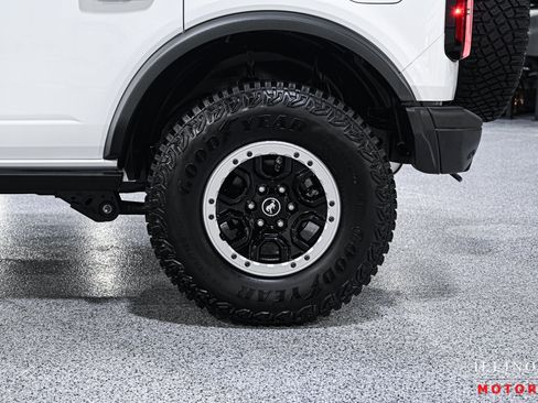Used 2022 Ford Bronco Badlands AWD/4WD image 11