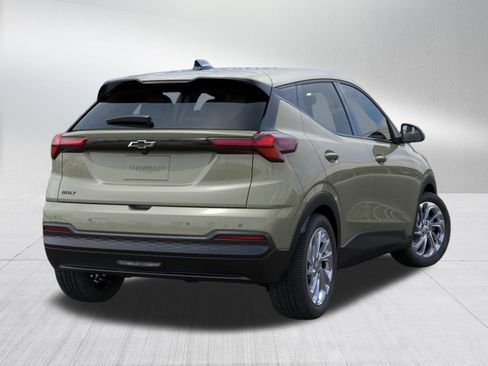 New 2027 Chevrolet Bolt LT FWD image 5
